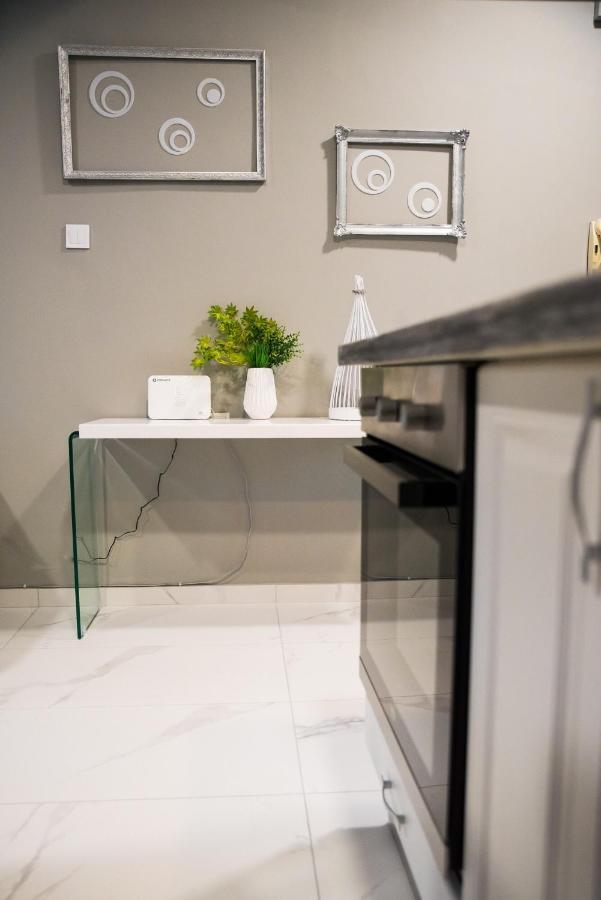 Diamond Lux Apartment PalaiónTsiflíkion Extérieur photo